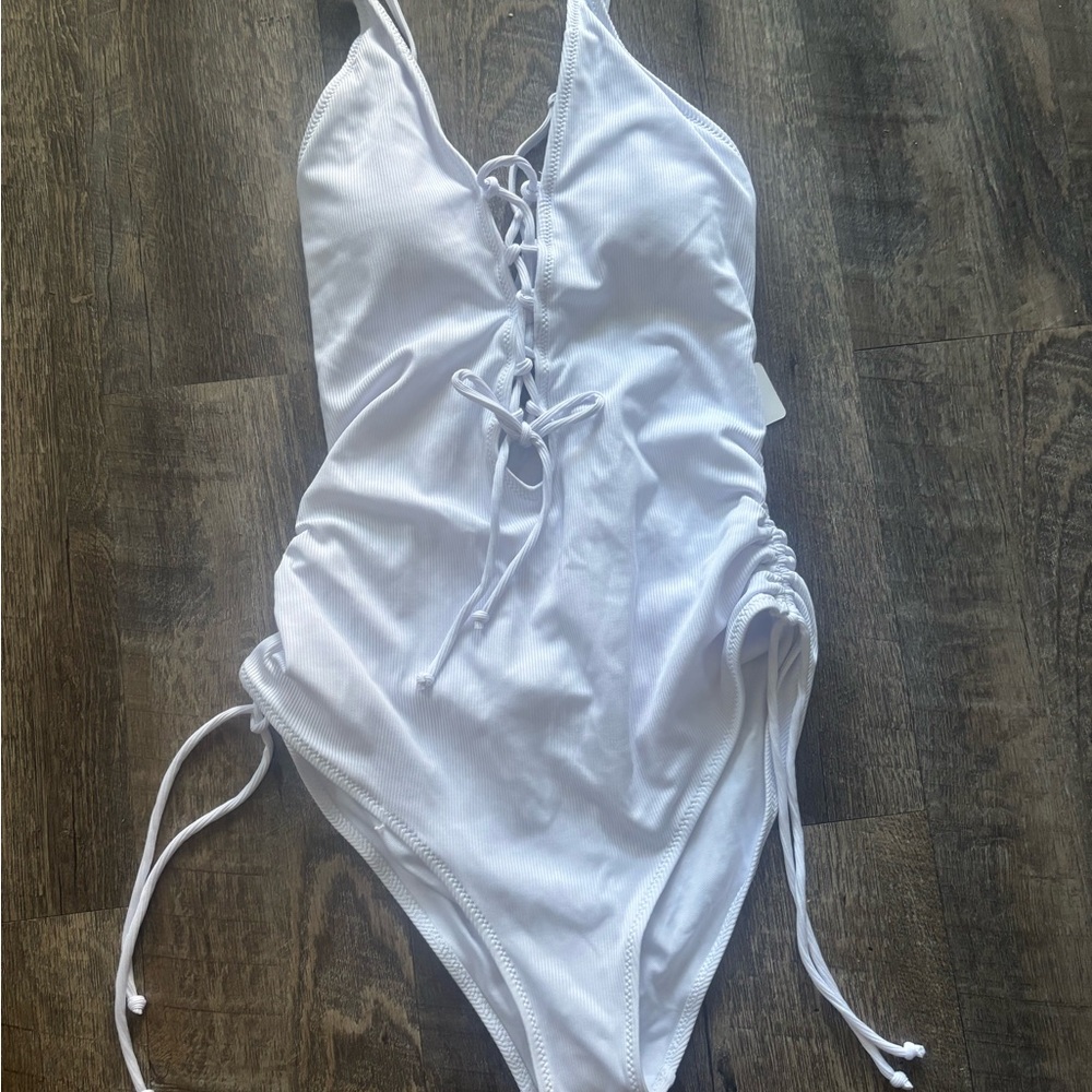 New Holipick White Lace-Up Swimsuit